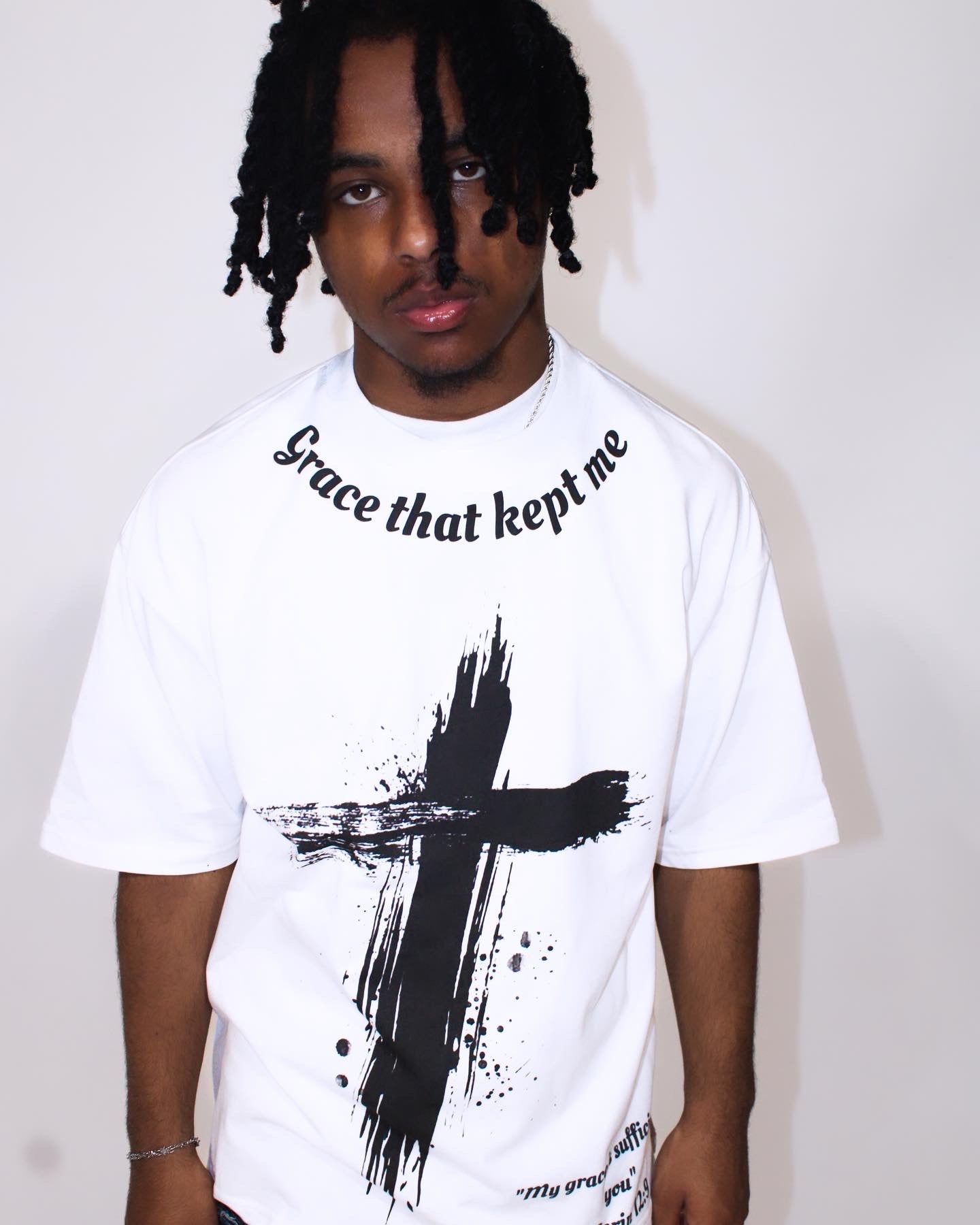 OVERSIZED GRACE THAT KEPT ME TEE WHITE W/ CROSS UNISEX